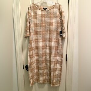 Tan & ivory plaid knit dress boat neck 3/4 sleeves just below knee length Large